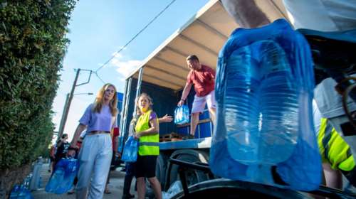 Καταγγελίες στον Βόλο: Δεν τους έδιναν νερό γιατί δεν... ψηφίζουν Αχιλλέα Μπέο