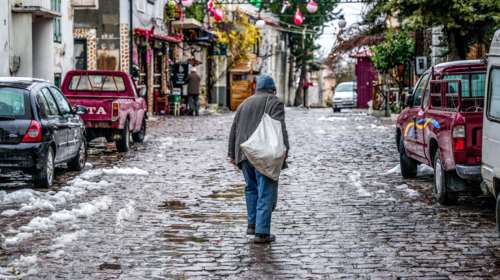 Καιρός: Ψυχρή εισβολή έρχεται να βάλει τη χώρα στο ψυγείο - Στα λευκά και η Αττική, πού και πότε θα χιονίσει