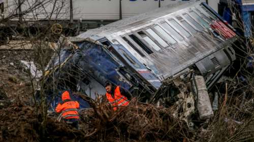 Τραγωδία στα Τέμπη: "Συγγνώμη που έζησα" – Συγκλονίζει η Ελίνα που σώθηκε από το μοιραίο τρένο