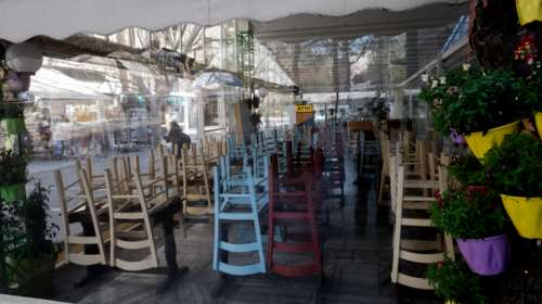 Επιχειρήσεις εστίασης: Αδύνατη η καταβολή ενοικίων από τον Μάιο