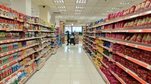 Σούπερ μάρκετ: Πού σταθεροποιούνται, πού μειώνονται και πού αυξάνονται οι τιμές