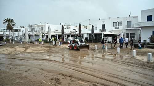 Σε κατάσταση έκτακτης ανάγκης Πάρος και Μύκονος μετά τη σφοδρή κακοκαιρία [εικόνες - βίντεο]