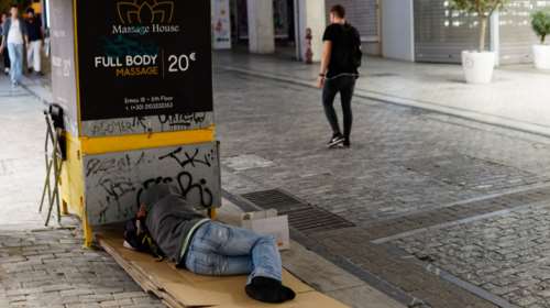 Κορονοϊός: Δραματική πρόβλεψη από την Παγκόσμια Τράπεζα - Σε ακραία φτώχεια 150 εκατ. άνθρωποι μέχρι τα τέλη του 2021