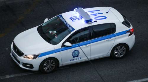 Κολωνός: Συνελήφθησαν επ’ αυτοφώρω τρεις διαρρήκτες - Παραβίασαν μπαλκονόπορτα διαμερίσματος πρώτου ορόφου