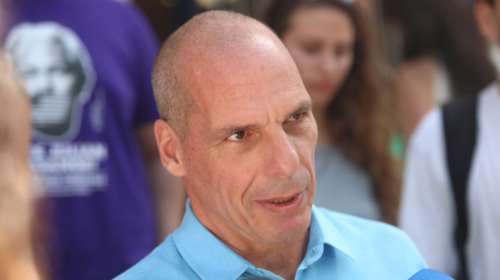 Ο Βαρουφάκης μηνύει το γερμανικό κράτος - Μετά την απαγόρευση εισόδου στη χώρα λόγω Παλαιστίνης