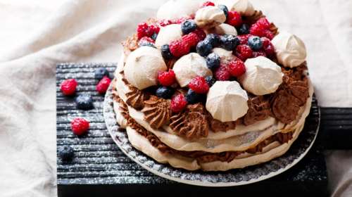 Εορτολόγιο: Τι γιορτή είναι σήμερα Πέμπτη 4 Απριλίου