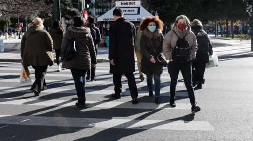 O χάρτης του κορονοϊού: Παραμένει &quot;στο κόκκινο&quot; με 913 κρούσματα η Αττική - 357 στη Θεσσαλονίκη