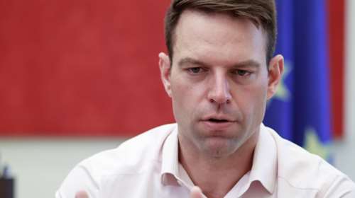 Ο Κασσελάκης ανοίγει τη συζήτηση για αλλαγή ονόματος και συμβόλου του ΣΥΡΙΖΑ