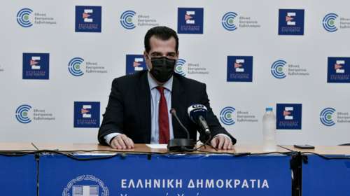 Πλεύρης: Τα μέτρα για τον κορονοϊό έχουν ανασταλεί, δεν έχουν καταργηθεί