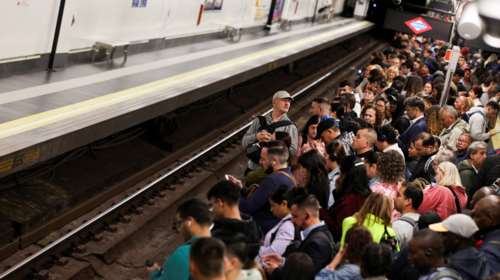 Αλαλούμ για το μπλακ άουτ στην Ισπανία: Ξεκινά δικαστική έρευνα, το σενάριο για τα φωτοβολταϊκά και η διάψευση Σάντσεθ