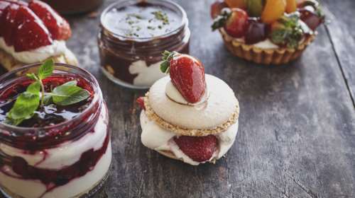 Εορτολόγιο: Ποια ονόματα γιορτάζουν σήμερα 19 Φεβρουαρίου