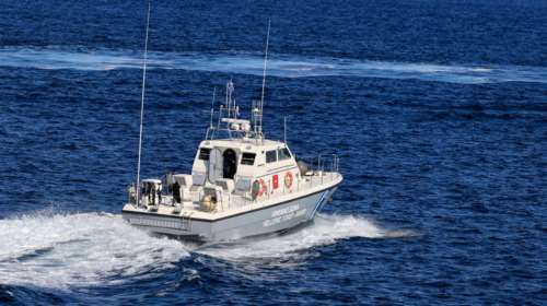 Σορός γυναίκας εντοπίστηκε σε ακτή της Σάμου μετά τον εντοπισμό 40 μεταναστών στη ξηρά - Συνελήφθη ο διακινητής