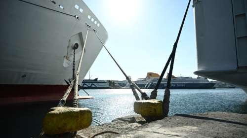 Δεμένα τα πλοία στις 20 Νοεμβρίου - Η ΠΝΟ συμμετέχει στην απεργία της ΓΣΕΕ