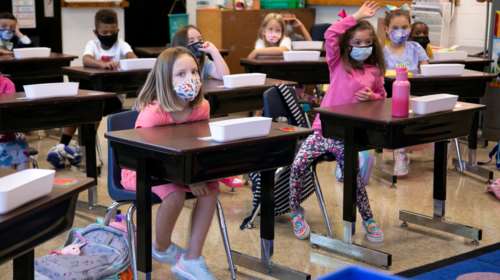 Εφιαλτικές προβλέψεις Σαρηγιάννη: Μέχρι το τέλος του χρόνου 1 στα 2 κρούσματα θα είναι παιδιά - Θα γεμίσουν οι ΜΕΘ