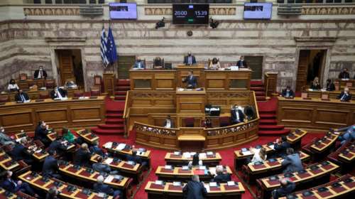 Εμβολιασμοί: Υποχρεωτικοί και για φοιτητές ερευνητές σε νοσοκομεία - Πρόστιμα 5.000 για πλαστά πιστοποιητικά