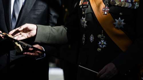 Συνελήφθη στέλεχος των Ενόπλων Δυνάμεων για κατασκοπεία: Τον παρακολουθούσαν μήνες, γιατί τον συνέλαβαν τώρα