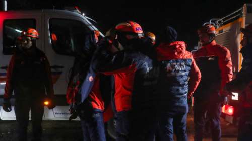 Συντριβή αεροσκάφους στην Τουρκία: Βρέθηκε το μαύρο κουτί και η συσκευή καταγραφής ήχου - Ελληνικό όνομα ανάμεσα στα θύματα [εικόνες -βίντεο]