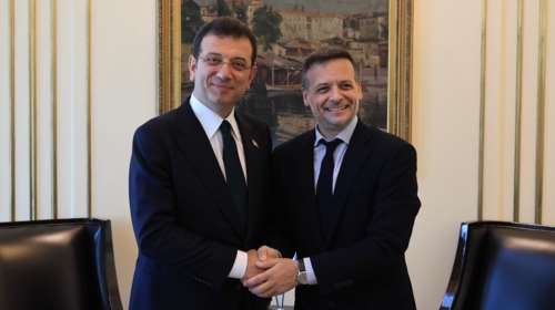 &quot;Είναι σοκ, φίλε Εκρέμ, είμαστε δίπλα σου&quot;: Στήριξη Δούκα σε Ιμάμογλου μετά τη σύλληψή του