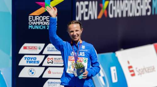 Συγκλονίζει η Αντιγόνη Ντρισμπιώτη: &quot;Όταν ήμουν μικρή τα άλλα κορίτσια δεν με έκαναν παρέα γιατί φορούσα τρύπια παπούτσια&quot;