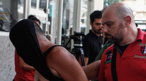 Σαλαμίνα: Προφυλακιστέος ο 35χρονος επίδοξος βιαστής - Θα κάνει μήνυση στον φίλο της 20χρονης [βίντεο]