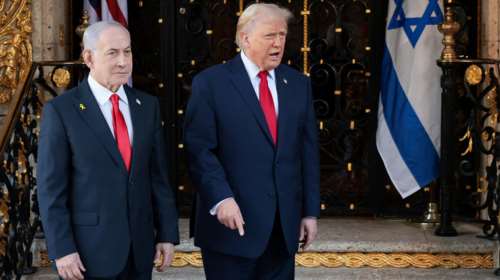 Έξαλλος ο Τραμπ: Ενημερώθηκα από τον Πούτιν για την επίθεση στην κατοικία του - Θύμωσα πολύ [βίντεο]