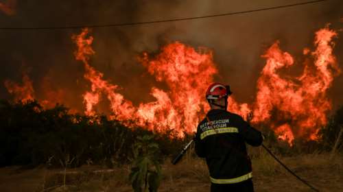 VoxEurope: Τι είναι το καταστροφικό φαινόμενο των "Megafires" που απειλεί να κάψει την Ελλάδα