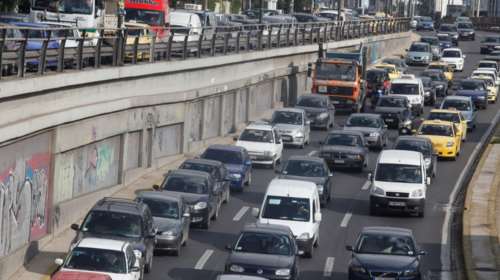 Τρομερό μποτιλιάρισμα στη Λεωφόρο Κηφισίας: Τροχαίο στην άνοδο, στο ύψος του Mall