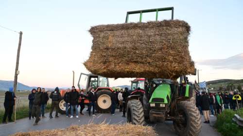 Αγρότες: Στο τραπέζι η "κάθοδος" στην Αθήνα με τρακτέρ για τη συνάντηση με Μητσοτάκη