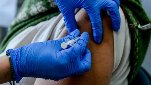 Ξεκινά ο εμβολιασμός κατά της εποχικής γρίπης - Σε ποιες περιπτώσεις χρειάζεται ιατρική συνταγή