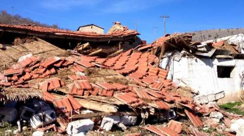 Κοζάνη: Κατέρρευσε κτηνοτροφείο και καταπλάκωσε πρόβατα