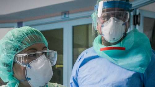 Κορονοϊός: 932 νέα κρούσματα σήμερα - Άλλοι 50 νεκροί, στους 438 οι διασωληνωμένοι