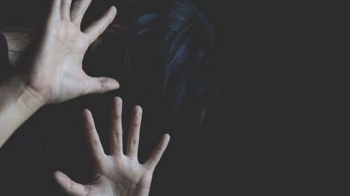 Ομαδικός βιασμός 14χρονης: Πώς η συνομιλία με άγνωστο στο TikTok κατέληξε σε εφιάλτη - Χωρίς να το ξέρουν οι γονείς της