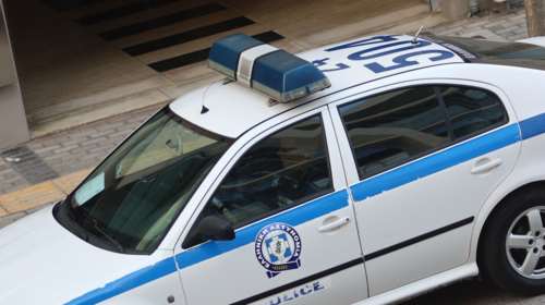 Σέρρες: Συνελήφθη καθηγήτρια γιατί φίμωσε μαθητή με μονωτική ταινία και έδωσε εντολή να τον δέσουν