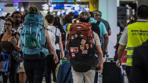 Ευρώπη ξανακοιτούν οι Έλληνες για διακοπές -  Ασία, Ινδία, Κούβα για λίγους - Παραδοσιακοί προορισμοί για τους περισσότερους