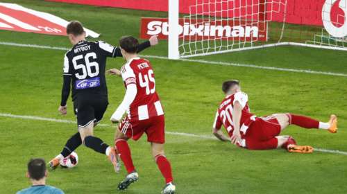 Ολυμπιακός - ΠΑΟΚ 0-2: "Ασπρόμαυρη πτήση" στα ημιτελικά του Κυπέλλου με... μυθικό Μύθου