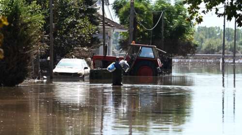 Πλημμύρες στη Θεσσαλία: Ανοιξε ο δρόμος Λάρισας-Γιάννουλης για οχήματα μέχρι 3,5 τόνους