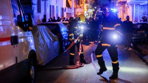 Φωτιά σε ξυλουργείο στον Άγιο Δημήτριο - Μεγάλη κινητοποίηση της πυροσβεστικής