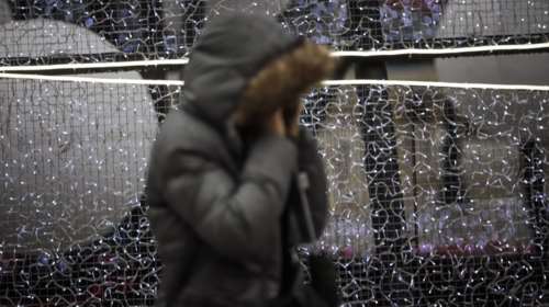 Καιρός: Τσουχτερό κρύο και χειμωνιάτικο σαββατοκύριακο - Πού θα χιονίσει και η παγωνιά που ήρθε για να... μείνει