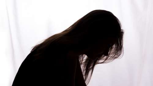 Τραγωδία για 42χρονη στην Πτολεμαΐδα: Έχασε την ίδια μέρα το μωρό και τον σύζυγό της [βίντεο]