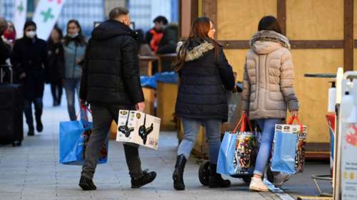 Γερμανία: Περίπου 100 άτομα την ημέρα υποβάλλουν αίτηση αλλαγής φύλου και ονόματος μετά την εφαρμογή του νέου νόμου