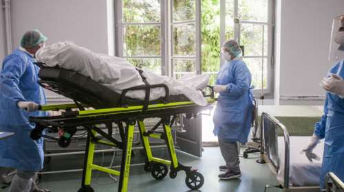 Κορονοϊός: 1.400 νέα κρούσματα και 57 θάνατοι - Στους 816 ανέβηκαν οι διασωληνωμένοι