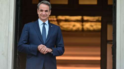 Μητσοτάκης: Θα δει τον τελικό του Ολυμπιακού στο σπίτι, με μπάρμπεκιου και με καλούς φίλους [βίντεο]