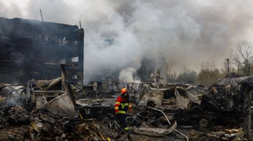 CNN: Ο Ζελένσκι κάνει πίσω και πετάει το μπαλάκι στον Πούτιν για τον τερματισμό του πολέμου στην Ουκρανία