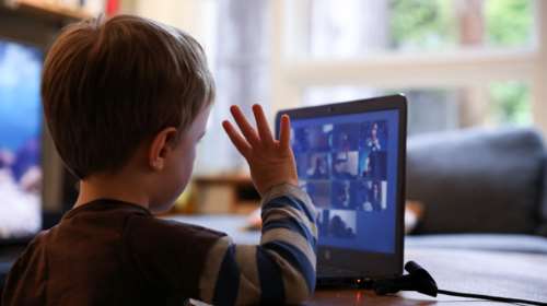 Άδεια ειδικού σκοπού: Τι ισχύει για γονείς μαθητών Δημοτικών και Γυμνασίων - Οι δικαιούχοι