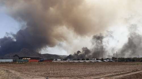 Αναζωπυρώθηκε η φωτιά στον Ασπρόπυργο - Εκκενώνεται η περιοχή Σοφό - Μήνυμα του 112