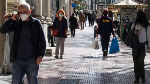 Ευχάριστα νέα: Επιβραδύνεται η μετάδοση της Όμικρον - Κορύφωση με 41.000 και όχι 53.000 κρούσματα, εκτιμά ο Σαρηγιάννης