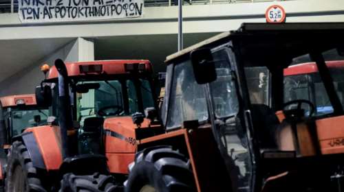 Το Σάββατο στο μπλόκο της Νίκαιας κρίνονται τα επόμενα βήματα αγροτών και κτηνοτρόφων - Πώς απαντά η κυβέρνηση