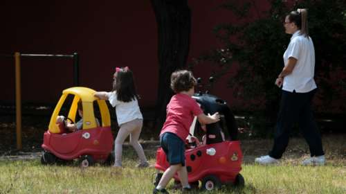 Βρεφονηπιακοί σταθμοί: Ξεκινούν την Τρίτη οι εγγραφές των παιδιών με κρατικά voucher