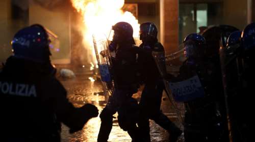 Ιταλία: Πολεμικό σκηνικό στην Μπολόνια για το παιχνίδι της Βίρτους με τη Μακάμπι Τελ Αβίβ [εικόνες, βίντεο]