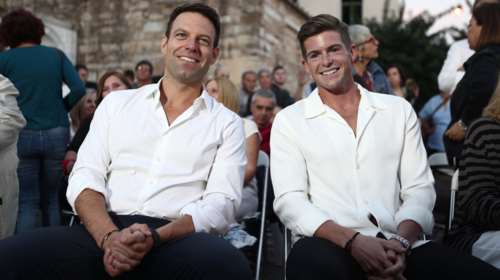 Σήμερα ο γάμος Κασσελάκη - Τάιλερ σε στενό κύκλο στη Νέα Υόρκη - Θα γίνει και πάρτι το καλοκαίρι &quot;στην παραμεθόριο&quot;